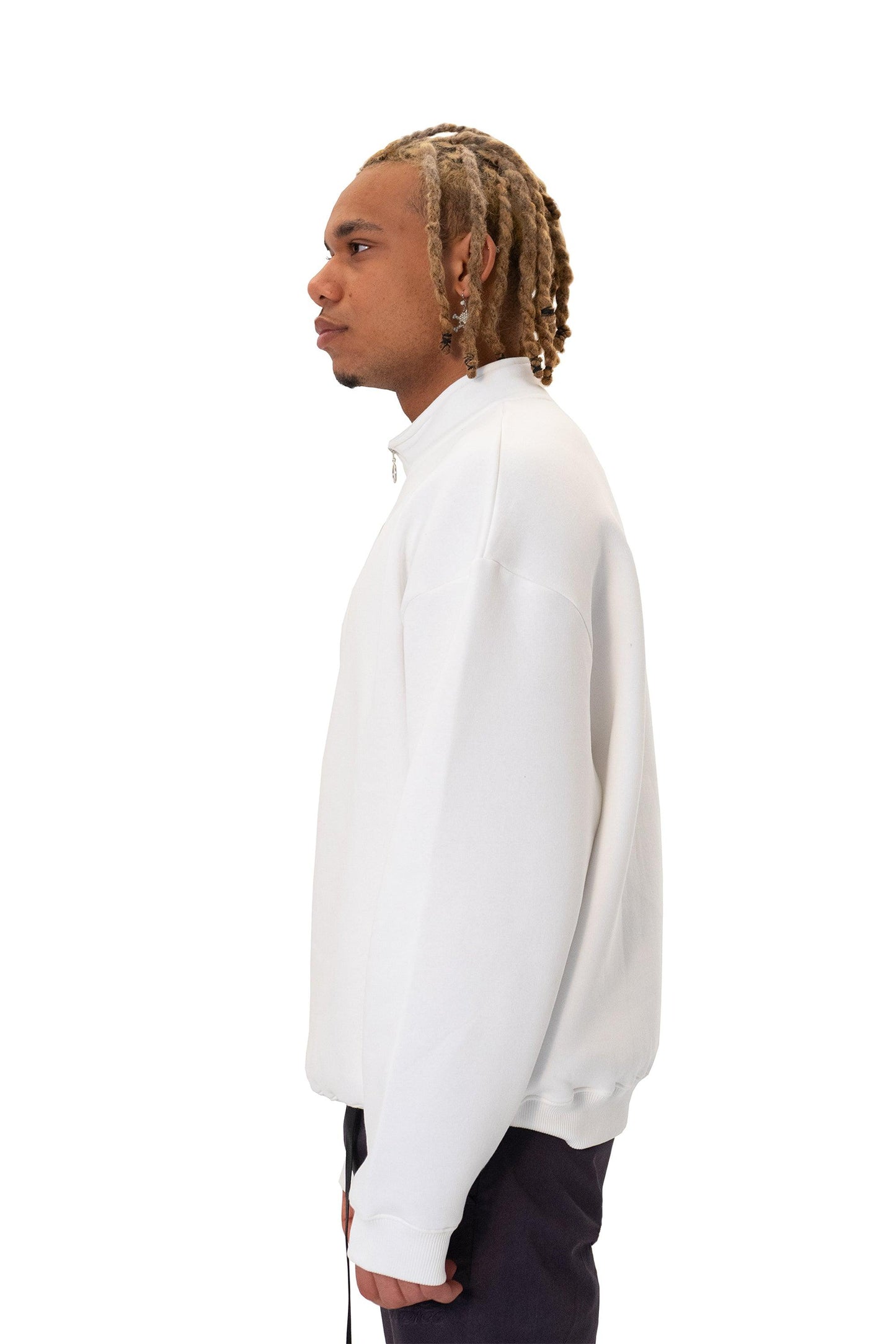 CREAM WHITE HALF ZIP - Vencide Studios