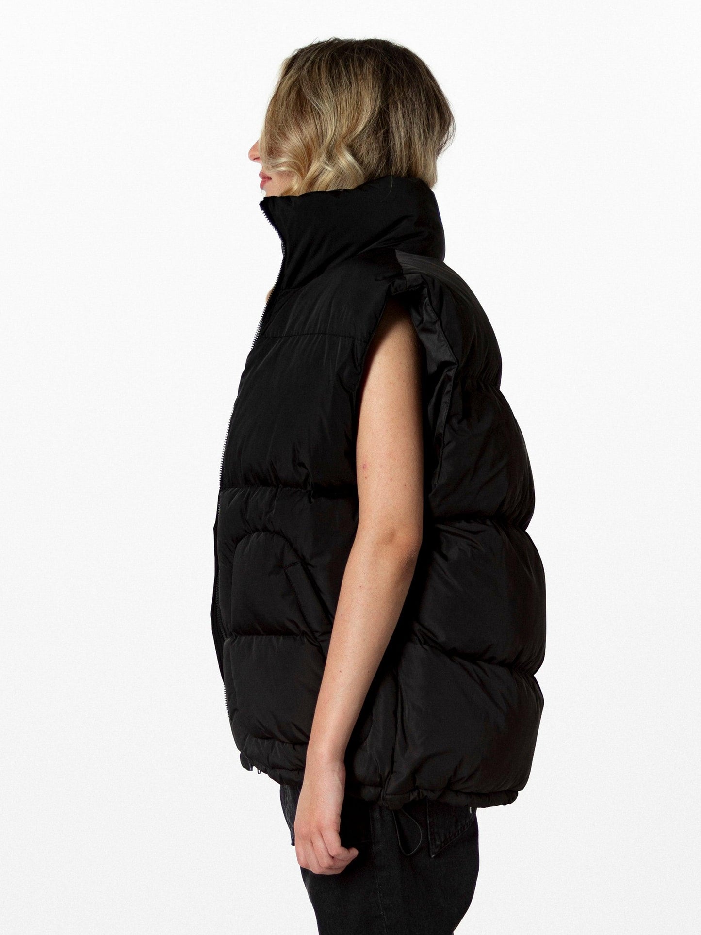 PUFFER VEST - Vencide Studios