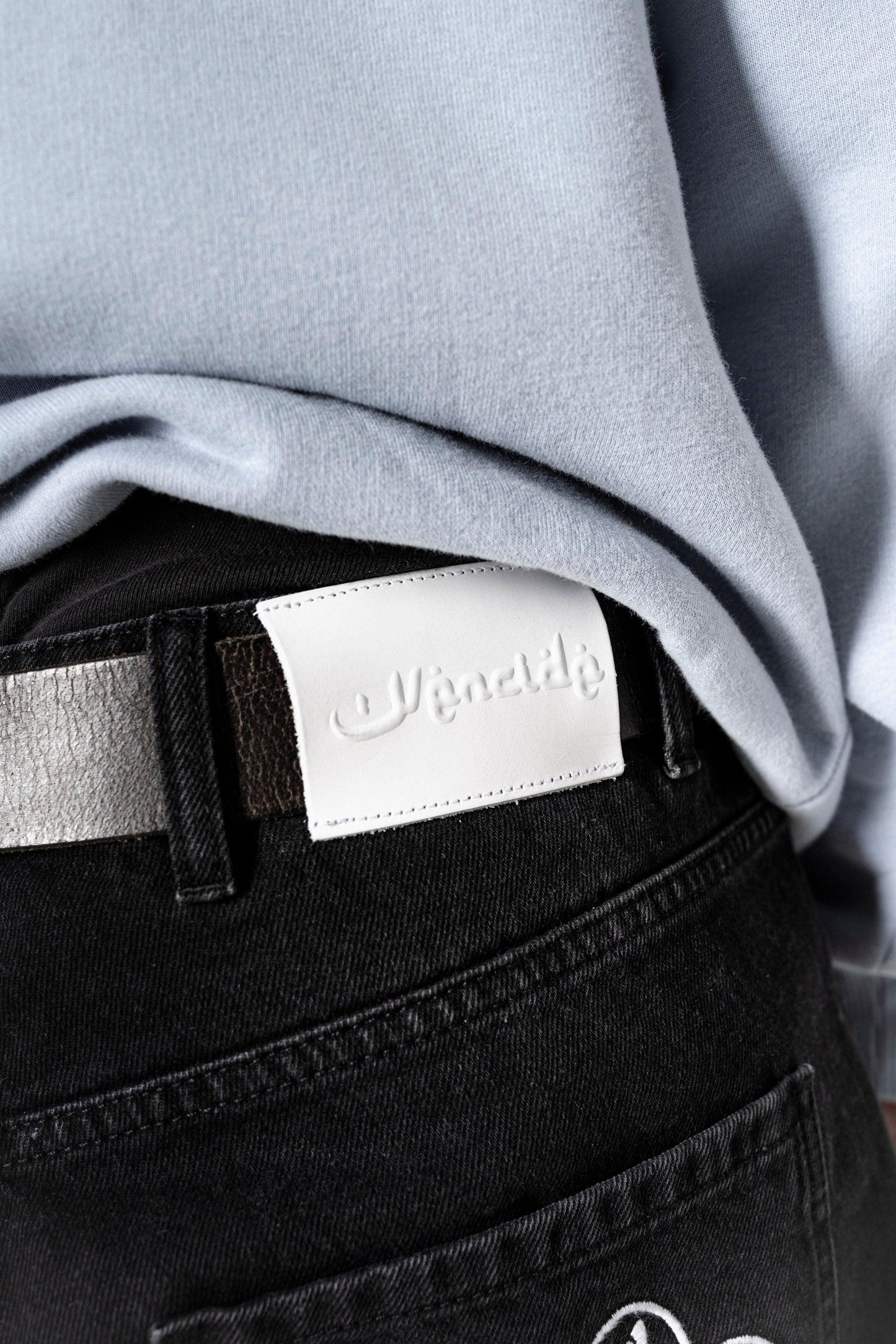 LOST VALLEY JEANS - Vencide Studios